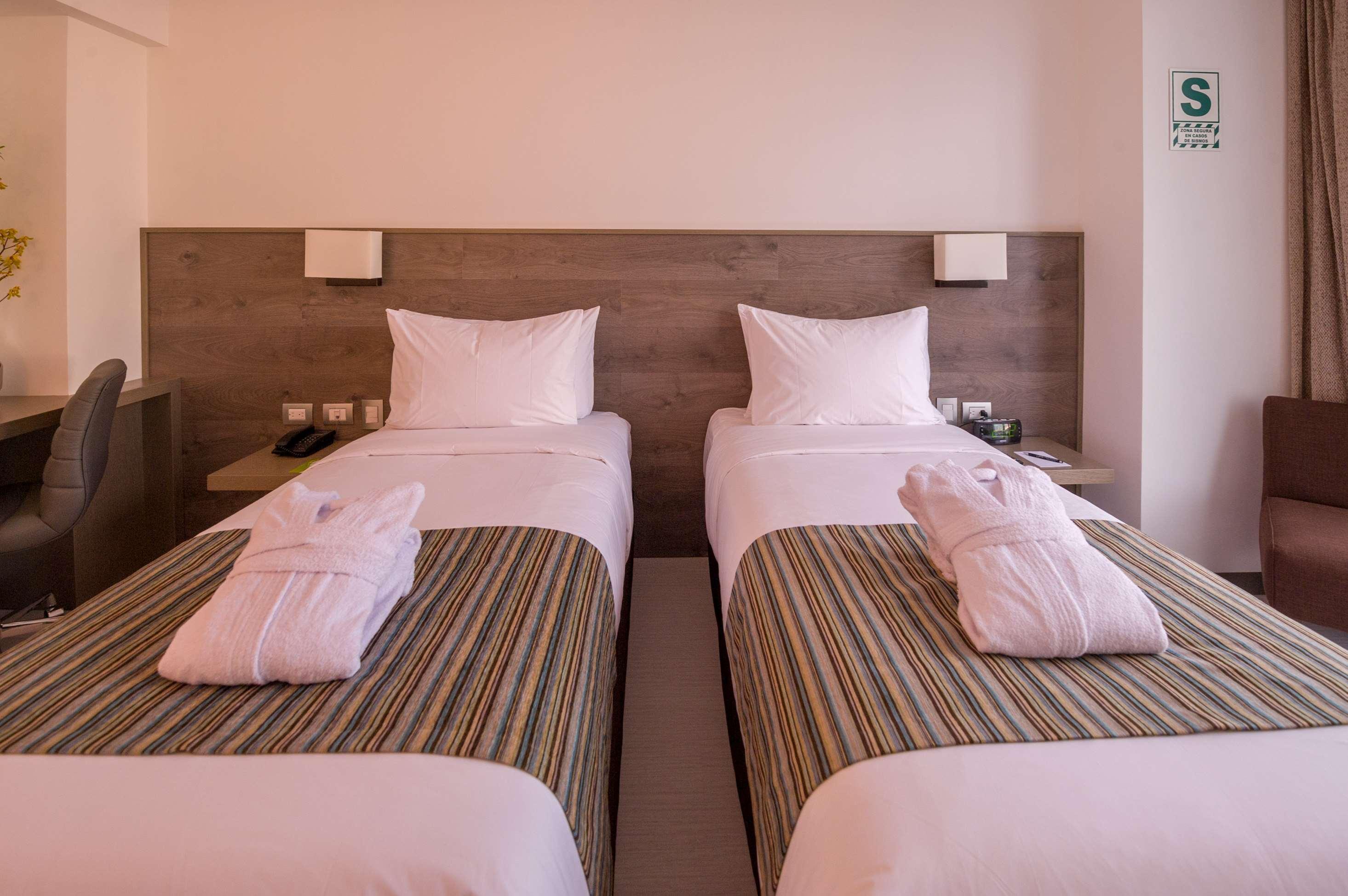 Best Western Posada Royale Hotel y Suites Simi Valley Exterior foto