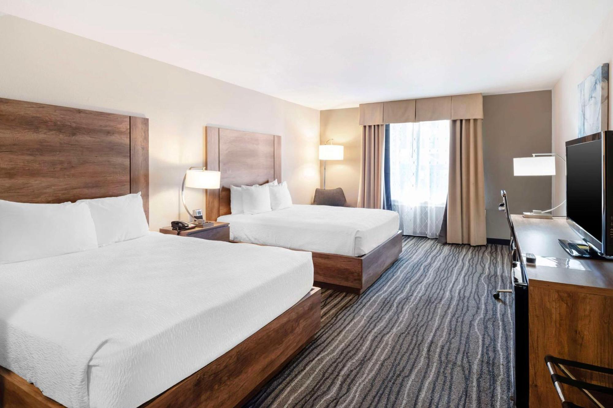 Best Western Posada Royale Hotel y Suites Simi Valley Exterior foto
